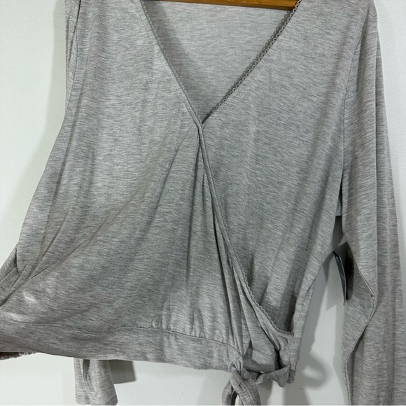NWT Lucky Brand Heather Gray Sandwash Surplice Top - Picture 3 of 10